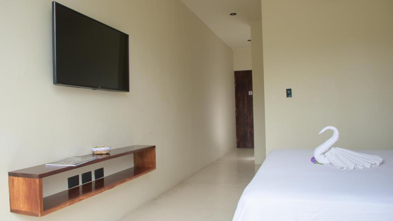 Moonshine Tulum Hotel & Hostel Exterior photo